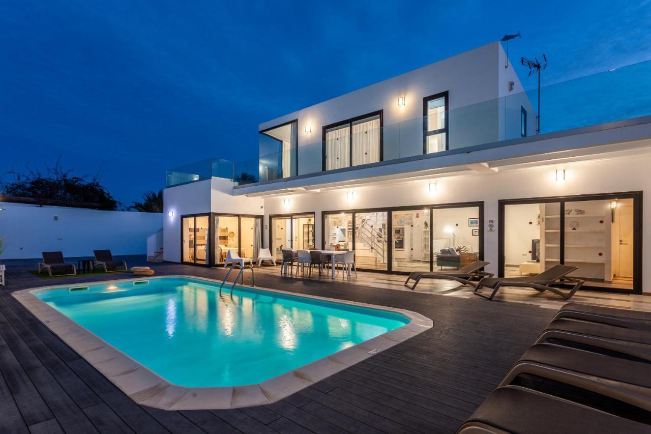 Villa Luxury Azul Private Pool And Bbq Corralejo By Holidays Home Luaran gambar